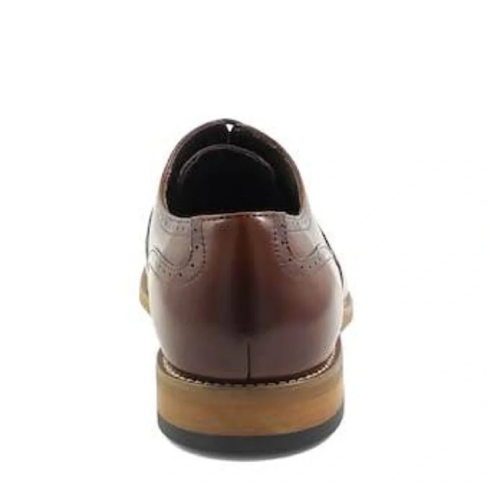 Stacy Adams • Dunbar Wingtip Oxford